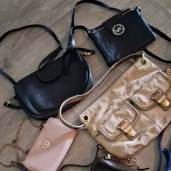 Mystery Bundle-  Bags Comes    No Discounts On Deal !!! - Picture 2 of 3